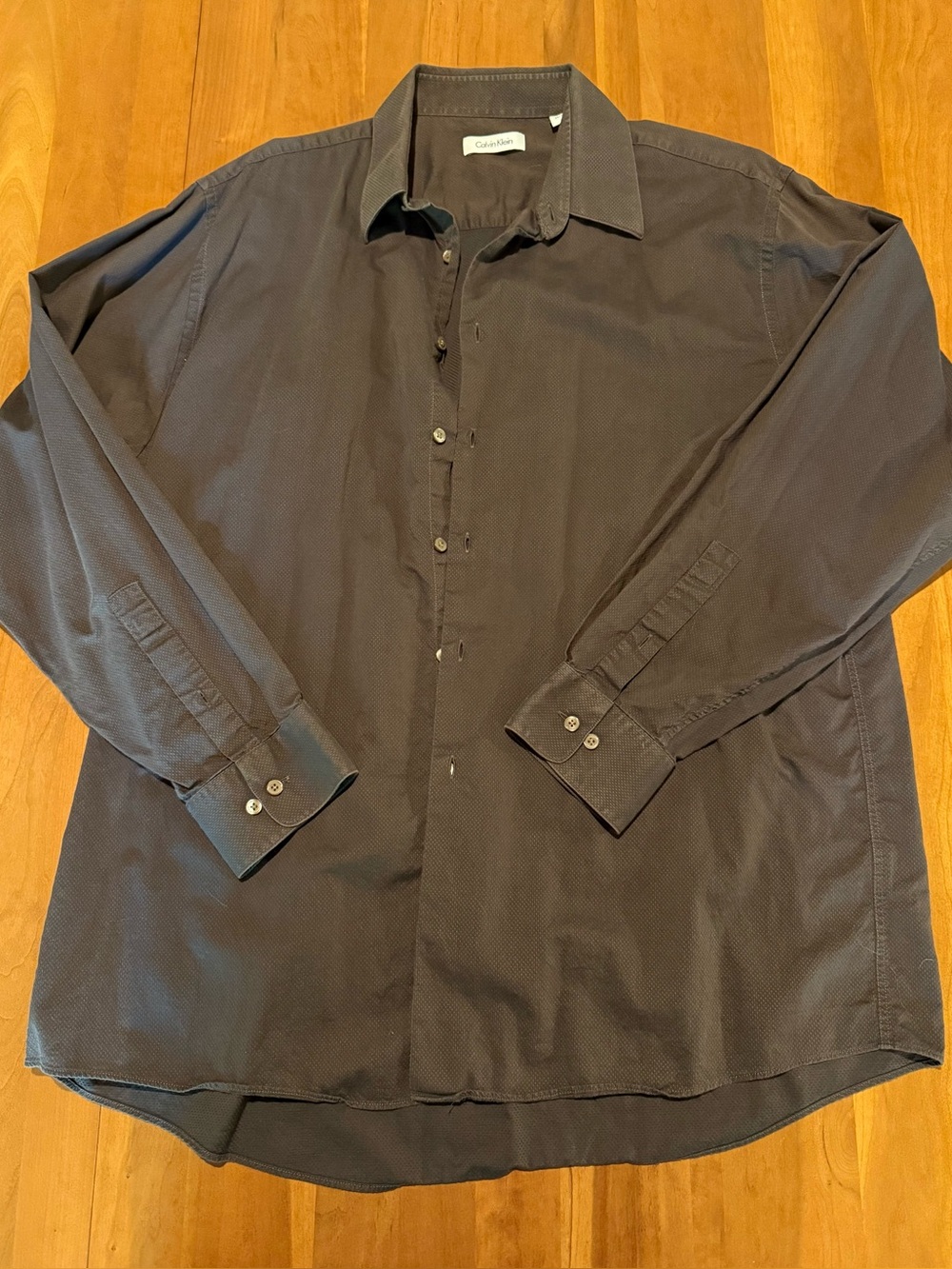 Men’s Calvin Klein Button Down Shirt